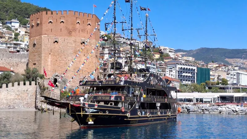 Alanya Pirate Boat Trip (Premium) - Image 5