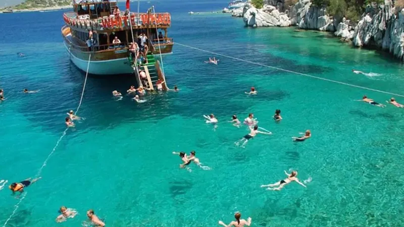 Suluada Island Boat Tour - Image 2
